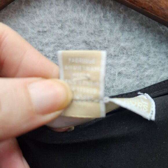 Michael Kors Black 3/4 Sleeve Top With Gold Detail & V-Neckline - Picture 4 of 6